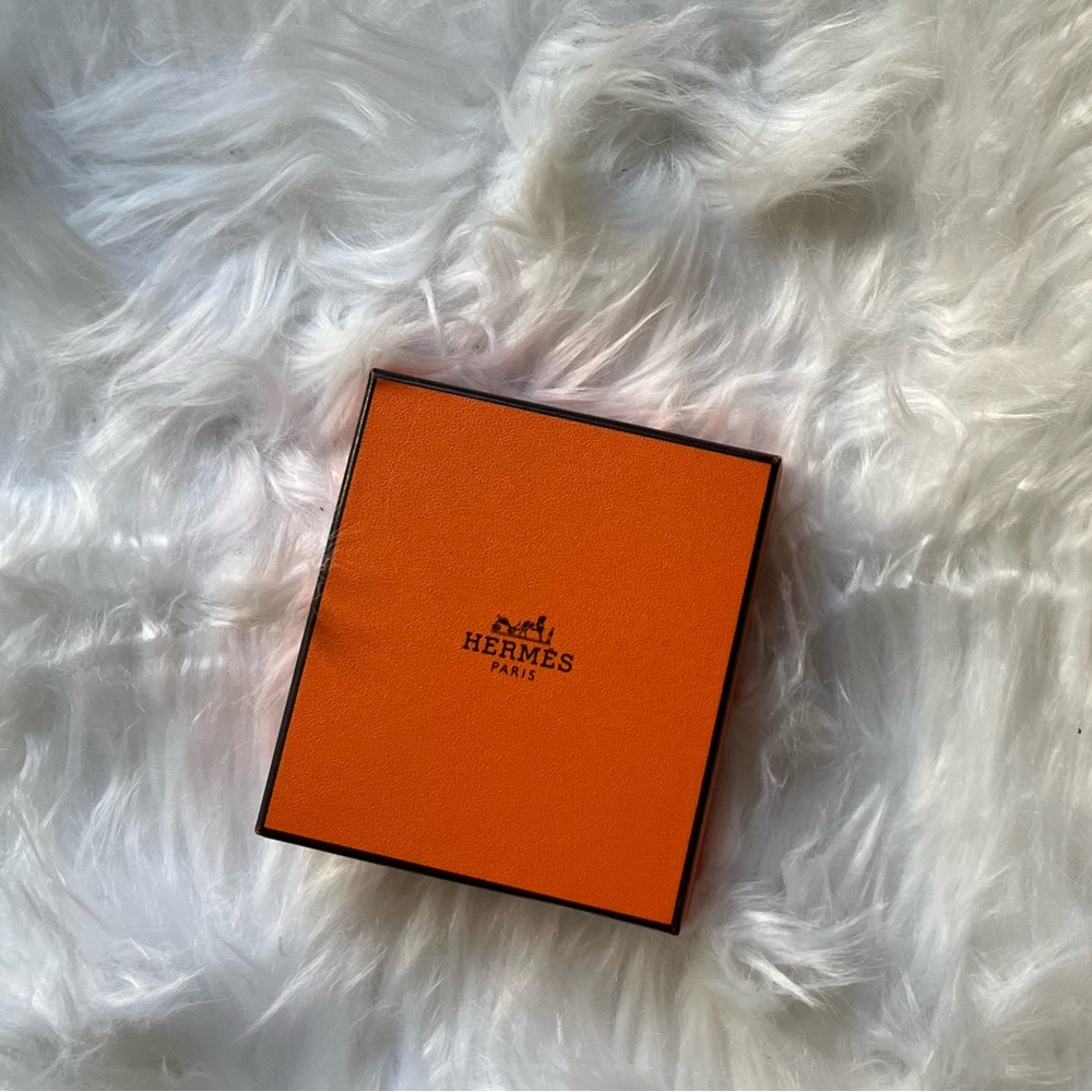 SOLD‼️Hermes box